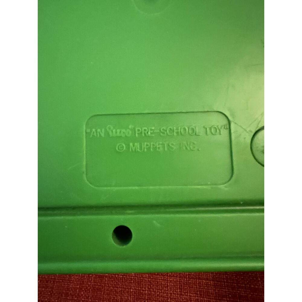 Vintage Sesame Street Musical TV Toy - Picture 6 of 6